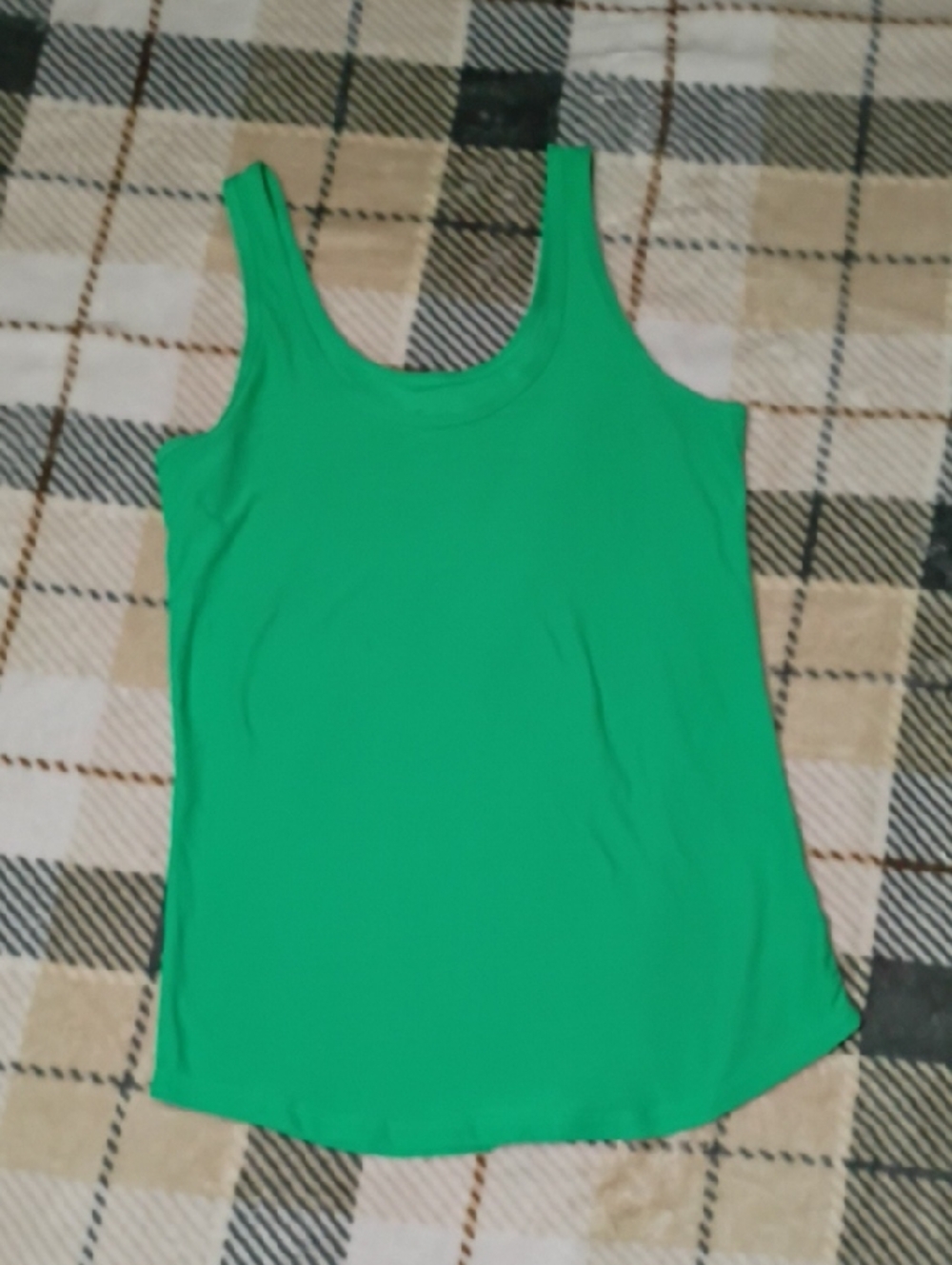 No Boundaries Bright Green Scoop Neck Tank